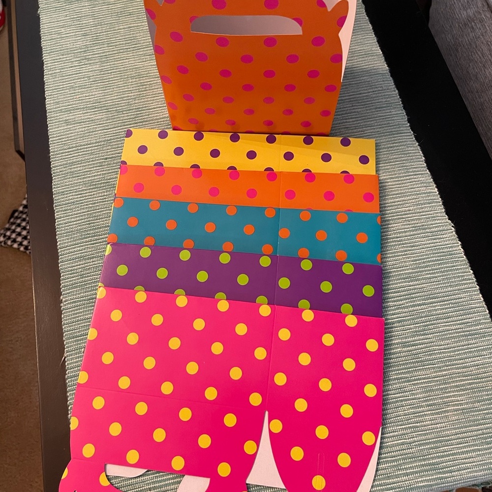 High end gable gift boxes 7 Great for gifts or displays in a boutique type store